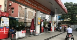Thị trường xăng dầu: Dấu hiệu đứt nguồn lan rộng