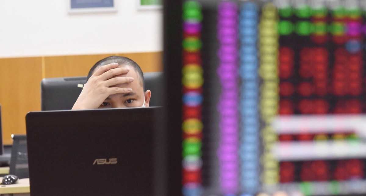 Vẫn phải d&ograve; đ&aacute;y sau cuộc họp của FED