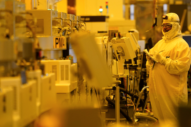 [Phần 3] Thăng trầm của Samsung: Nguy cơ bị c&ocirc; lập  ảnh 3